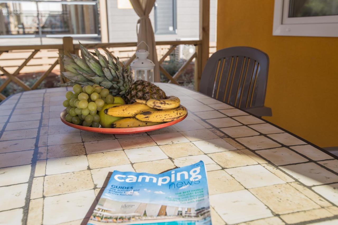 Camping Adria Mobile Homes Lanterna Poreč Exterior foto
